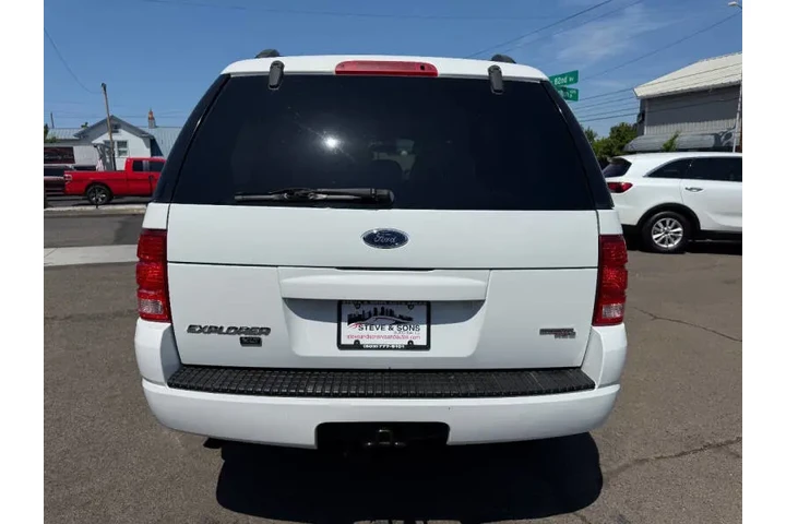 $4995 : 2005 Explorer XLT image 8
