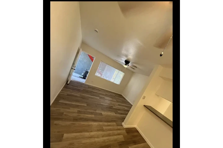 $1100 : Remodelado apt huntington park image 8