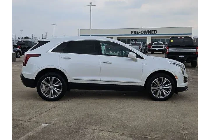 $37500 : Cadillac XT5 2025 Premium Lu image 2