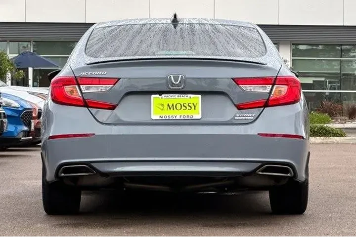 $25700 : Honda Accord 2022 Sport Spec image 7
