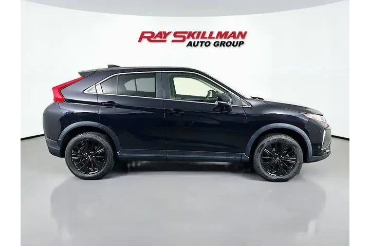 $11975 : Mitsubishi Eclipse Cross 201 image 8