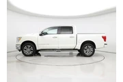$26998 : Nissan Titan 2018 4x4 SL 4dr thumbnail