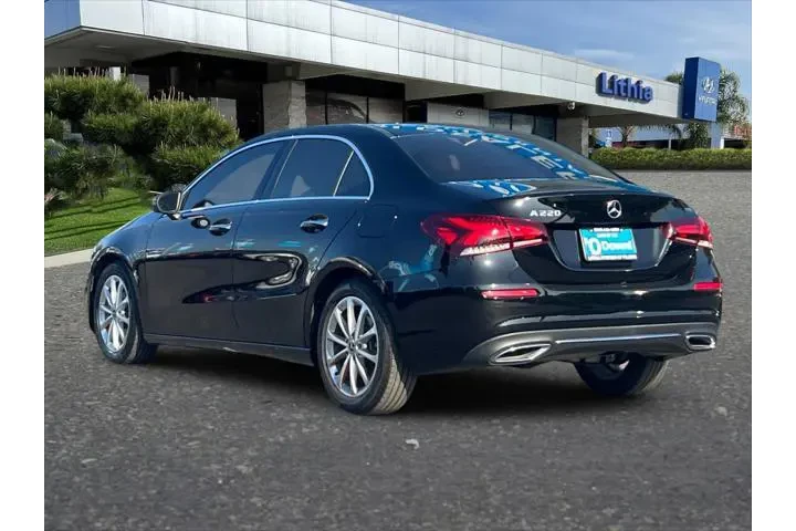 $18599 : Mercedes-Benz A-Class 2020 A image 7