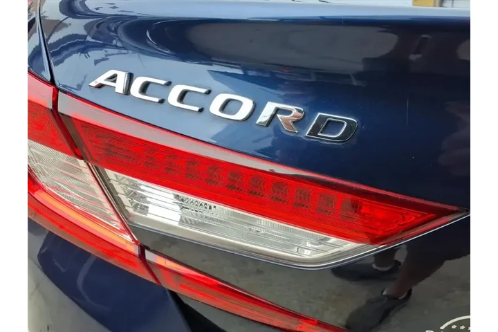 $17499 : Honda Accord 2020 LX 4dr Sed image 10