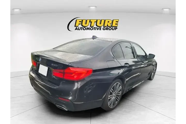 $24070 : BMW 5 Series 2017 540i 4dr S image 3