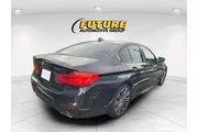 $24070 : BMW 5 Series 2017 540i 4dr S thumbnail