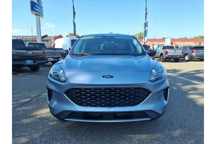 $21580 : Ford Escape 2022 AWD SE 4dr image 2
