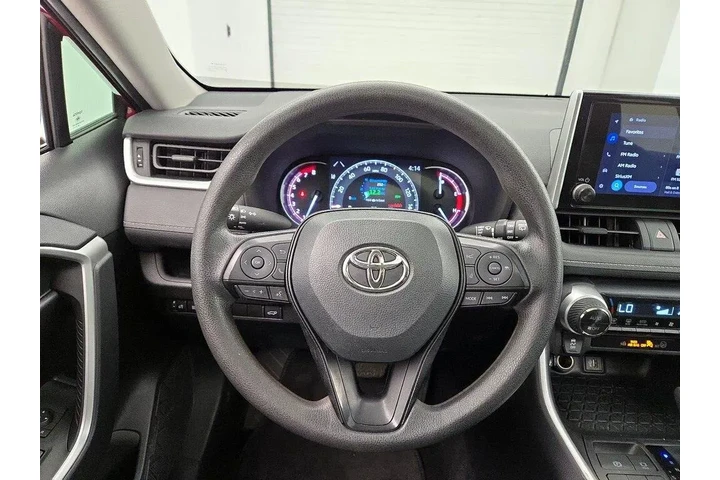 $30998 : Toyota RAV4 2025 XLE 4dr SUV image 10
