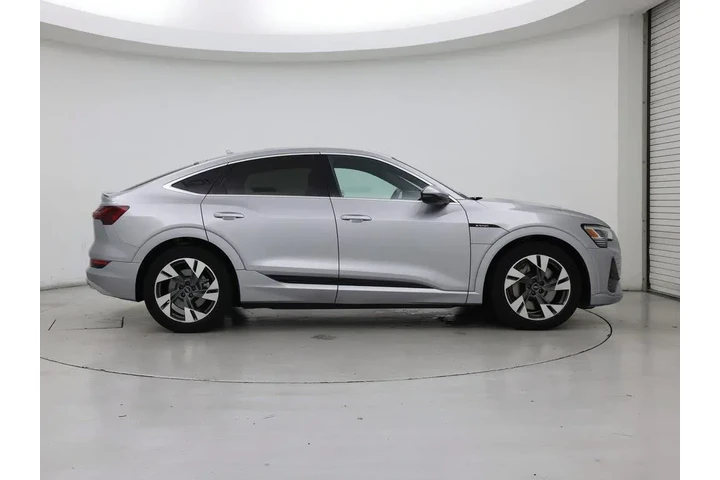 $34998 : Audi e-tron Sportback 2022 A image 7