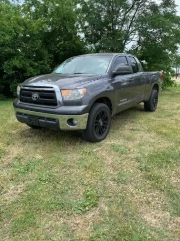 $17995 : 2011 Tundra Grade image 1