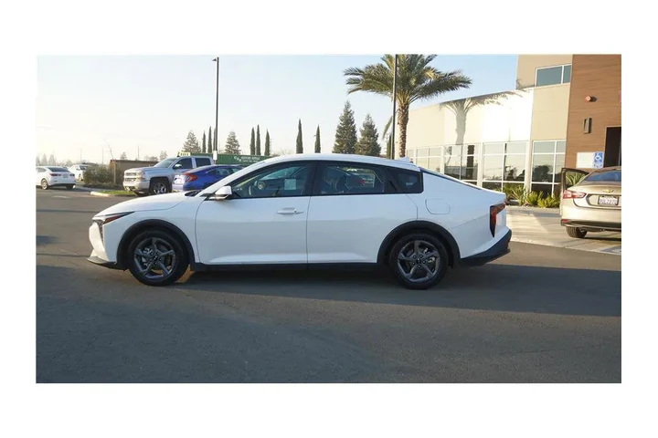 $21300 : 2025 K4 LXS image 9