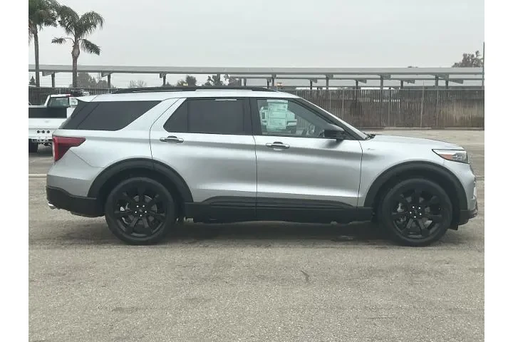 $36990 : Ford Explorer 2023 ST-Line 4 image 2