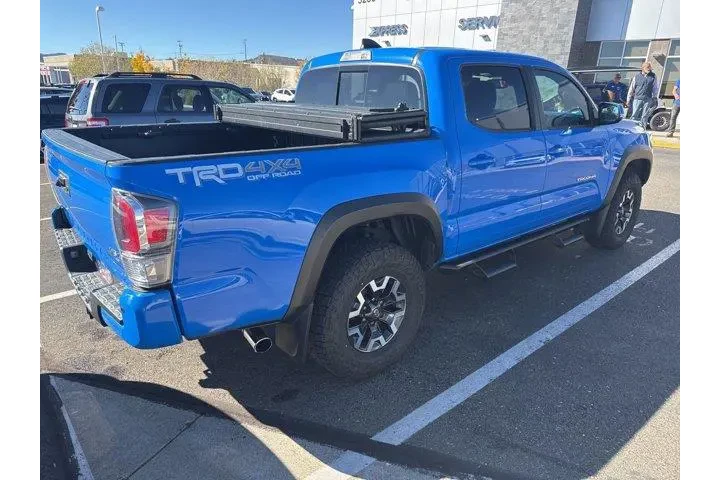 $37927 : Toyota Tacoma 2021 image 3