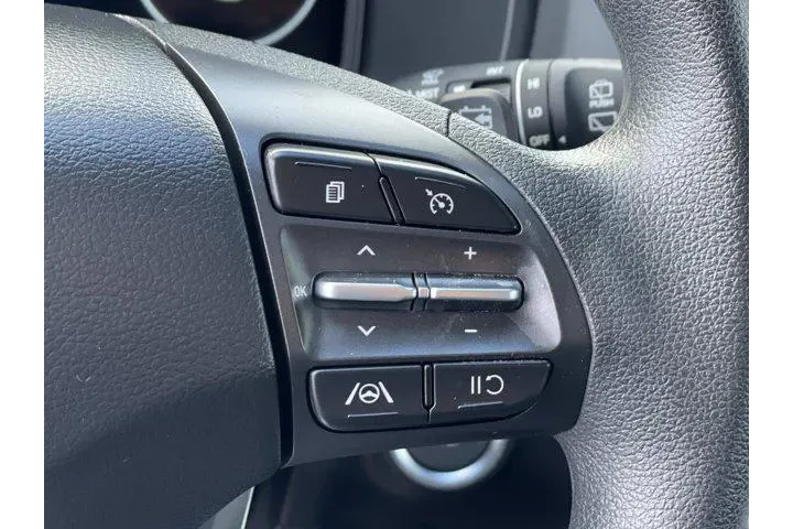 $18355 : Hyundai KONA Electric 2023 S image 9