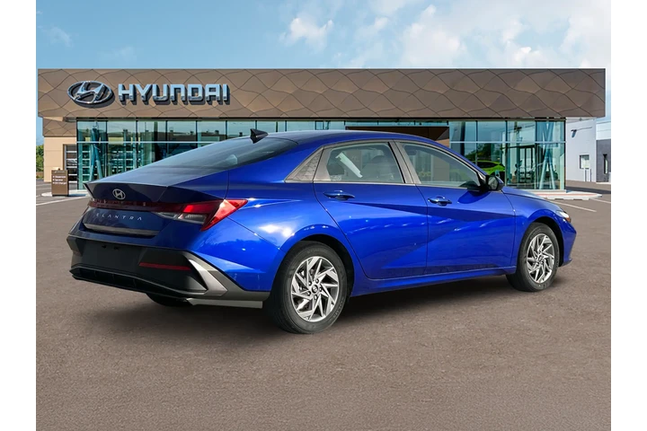 $22499 : Hyundai ELANTRA 2024 SEL 4dr image 8
