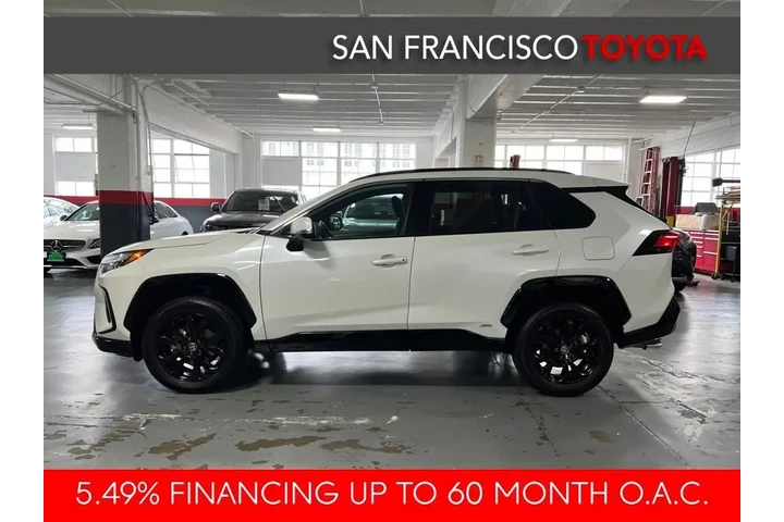 $32988 : Gold Certified2022 RAV4 Hybri image 2