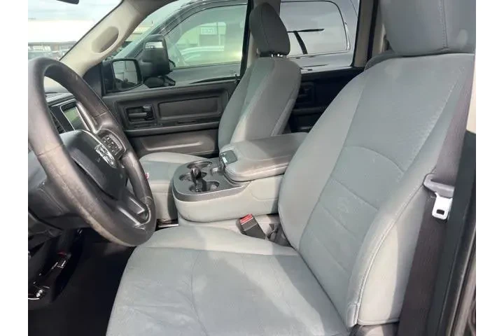 $19827 : Ram 1500 2017 4x4 Express 4d image 10