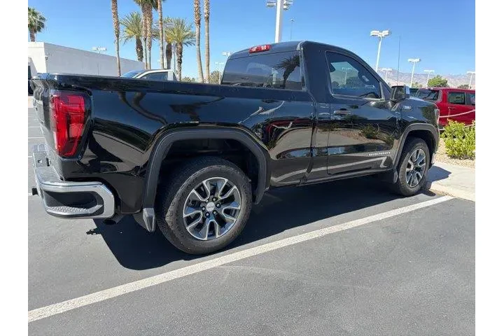 $33968 : GMC Sierra 1500 2025 4x2 Pro image 2