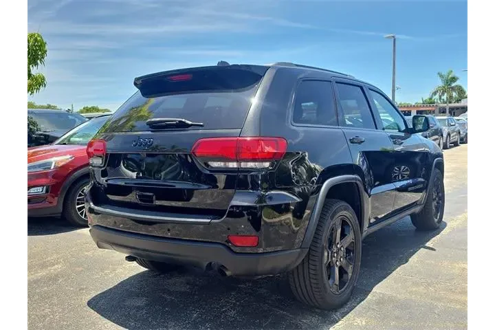$17590 : Jeep Grand Cherokee 2018 4x4 image 3