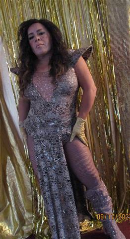 Lulu Shakira Y su Divasas show image 5