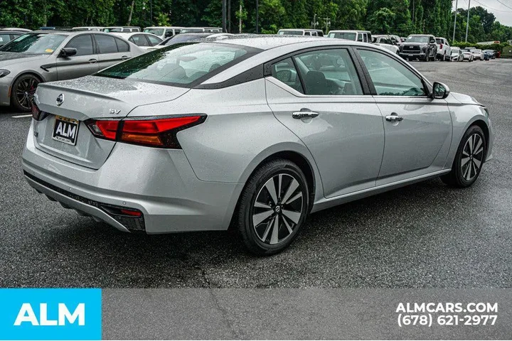 $16920 : Nissan Altima 2022 2.5 SV 4d image 5