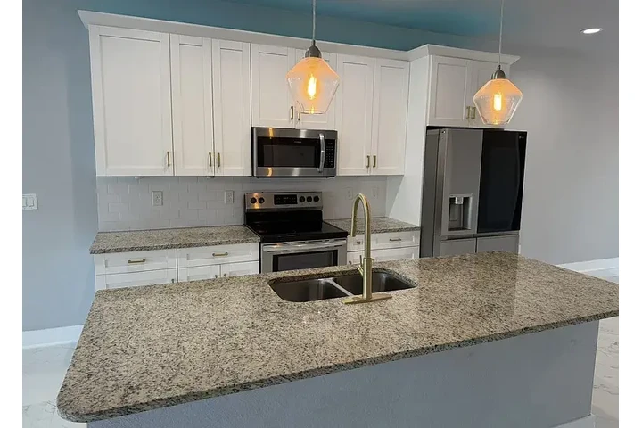 $1864 : HOUSE FOR RENT IN TAMPA FL image 4