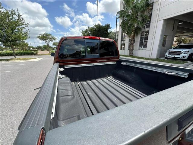 $18750 : 2017 NISSAN FRONTIER CREW CAB image 5