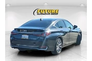 $31125 : Lexus ES 300h 2021 4dr Sedan thumbnail