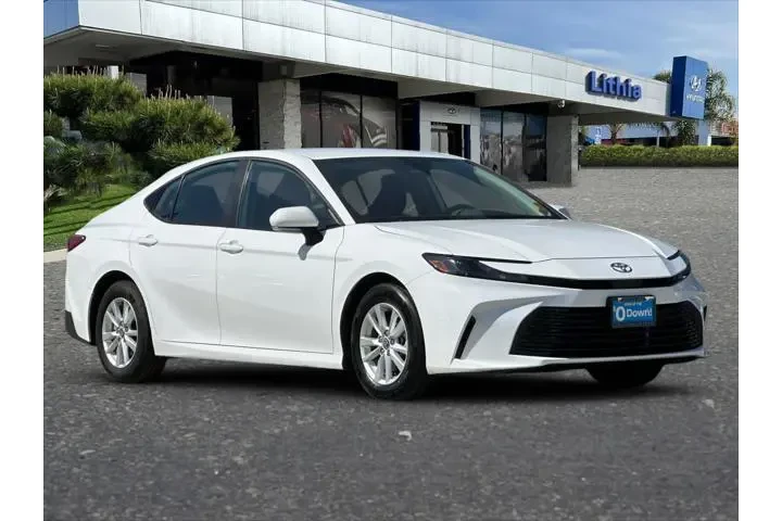 $26399 : Toyota Camry 2025 LE 4dr Sed image 10
