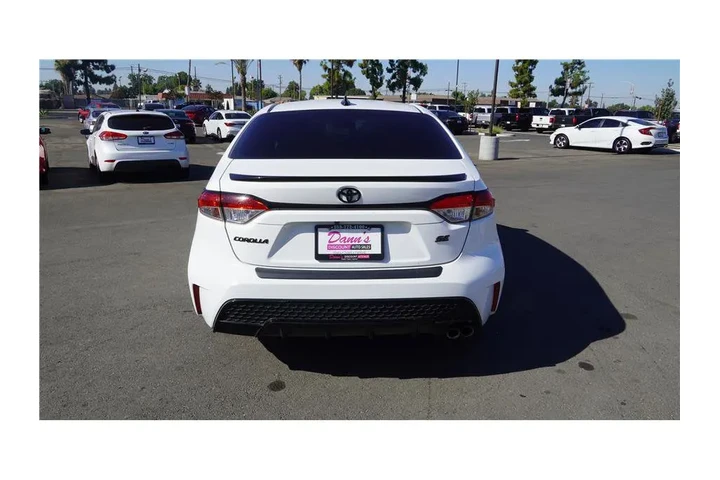 $20984 : 2021 Corolla SE Nightshade Ed image 7
