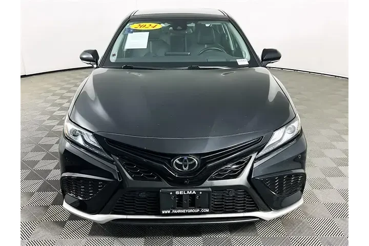 $33300 : Toyota Camry 2024 XSE V6 4dr image 2