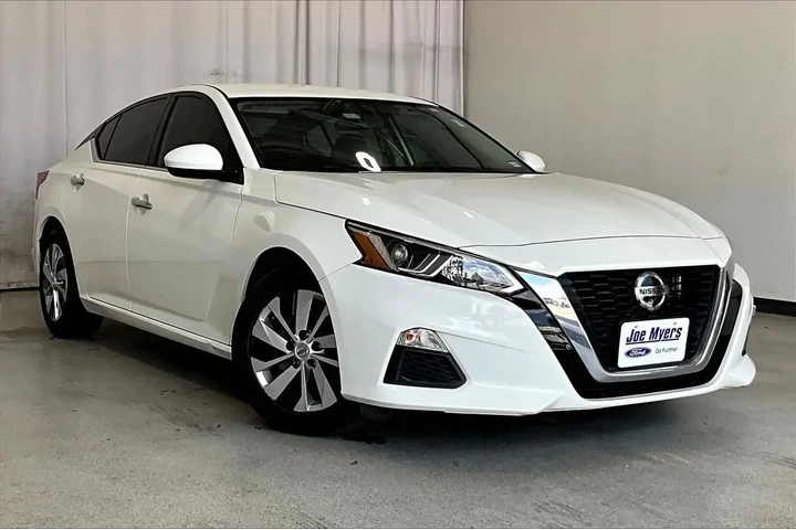 $13599 : Nissan Altima 2020 2.5 S 4dr image 1