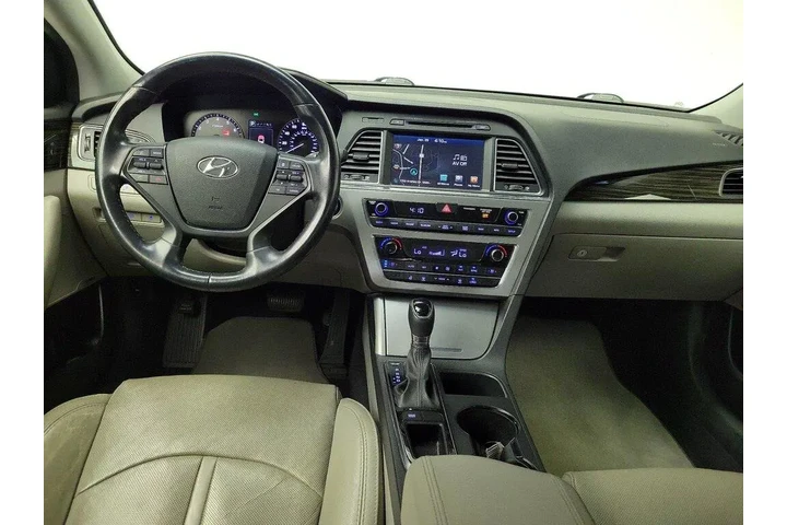 $13998 : Hyundai SONATA 2016 Limited image 9