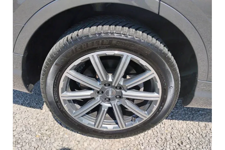 $16997 : 2019 Q7 quattro Prestige 55 T image 8