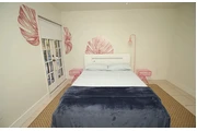 $1650 : NEWLY UPGRADED TWO-STORY thumbnail