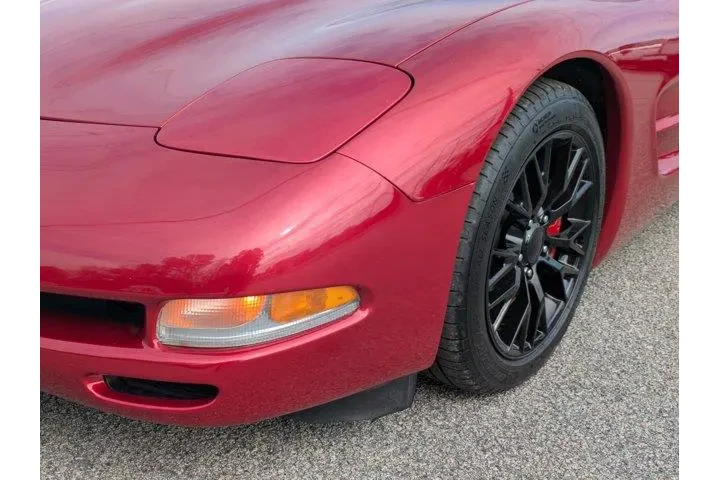 $19995 : Chevrolet Corvette 2001 2dr image 9