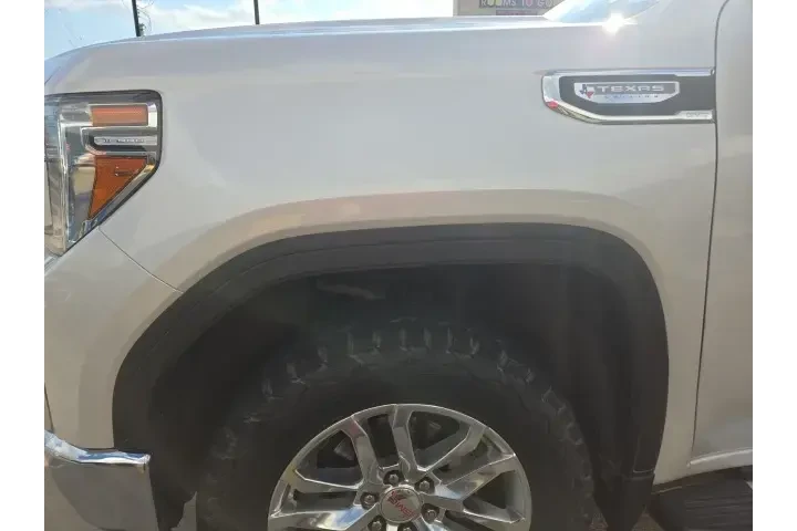 $33961 : GMC Sierra 1500 2021 4x4 SLT image 3