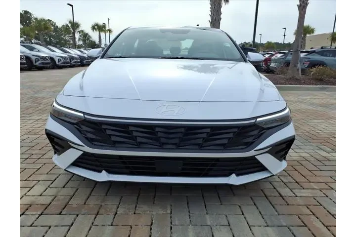 $27765 : Hyundai ELANTRA 2025 SEL Con image 5