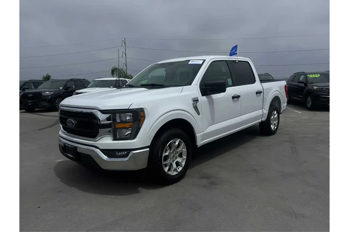 $34988 : Ford F-150 2023 4x2 XL 4dr S image 1