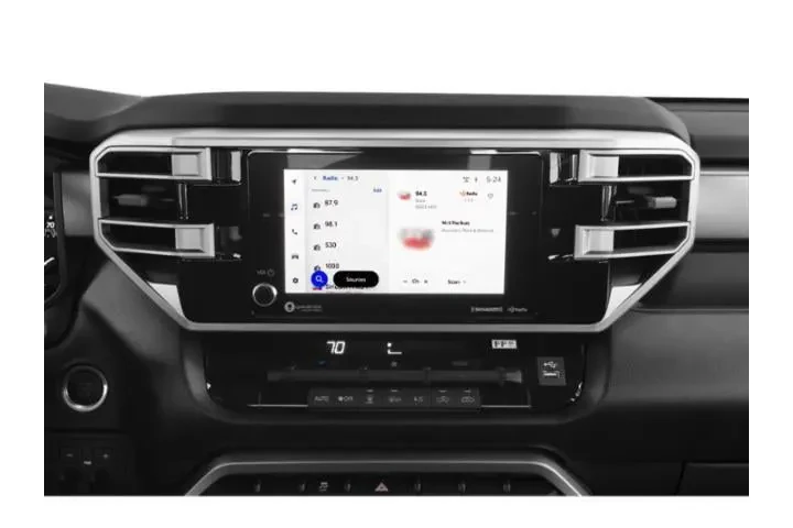 $36051 : Toyota Tundra 2023 4x4 SR5 4 image 10