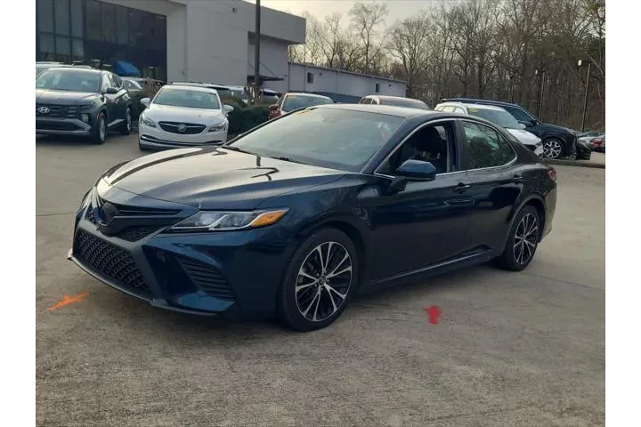 $17734 : Toyota Camry 2018 SE 4dr Sed image 1