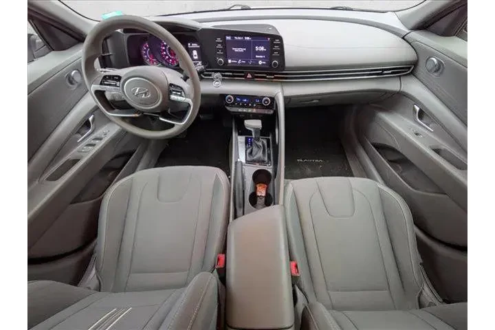 $17900 : Hyundai ELANTRA 2022 SEL 4dr image 10