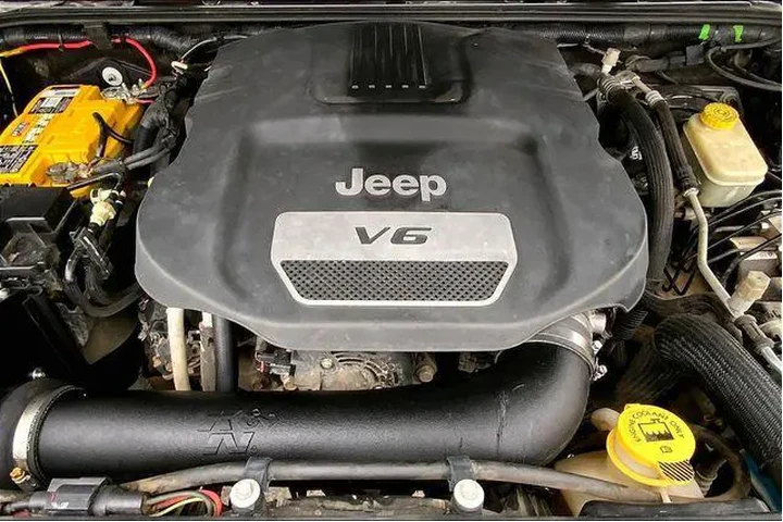 $23985 : Jeep Wrangler Unlimited 2016 image 9