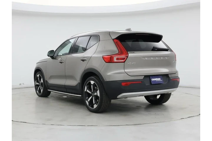 $26998 : Volvo XC40 2022 AWD T5 Momen image 2