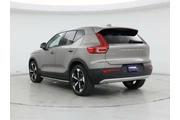 $26998 : Volvo XC40 2022 AWD T5 Momen thumbnail
