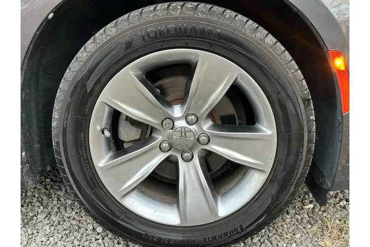 $11550 : 2015 Charger SE image 10