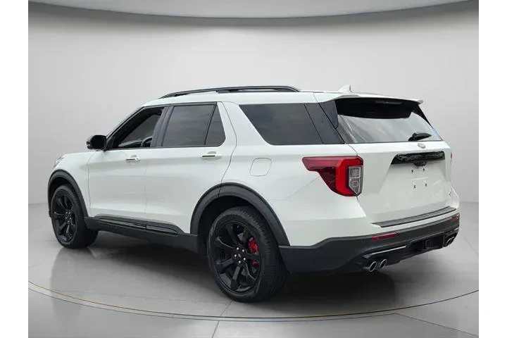 $29491 : Ford Explorer 2020 AWD ST 4d image 3