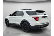 $29491 : Ford Explorer 2020 AWD ST 4d thumbnail
