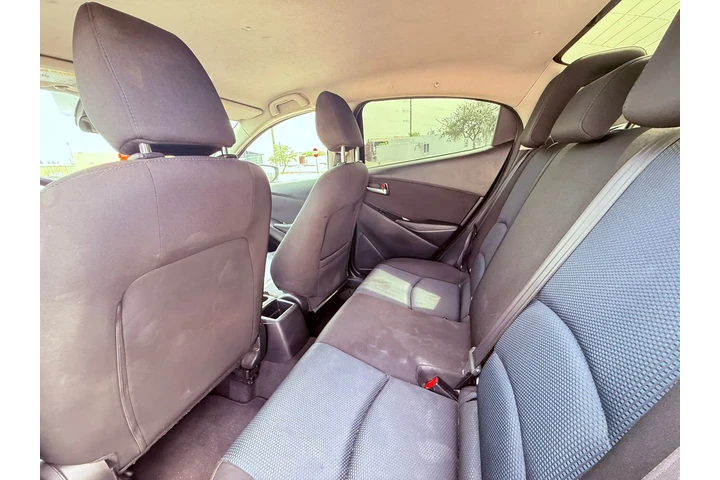 $5999 : Scion IA 2016 image 3