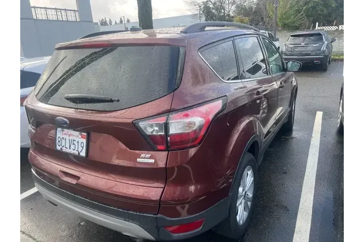 $11988 : Ford Escape 2018 SE 4dr SUV image 9
